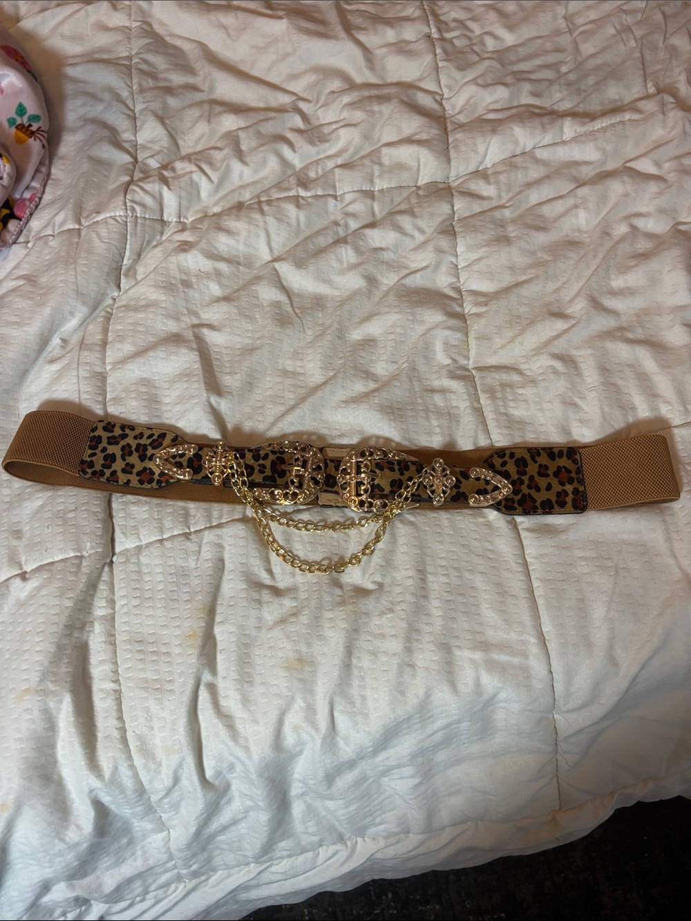 SHEIN Tan Leopard Print Elastic Waist Belt with Gold Chain Hardware